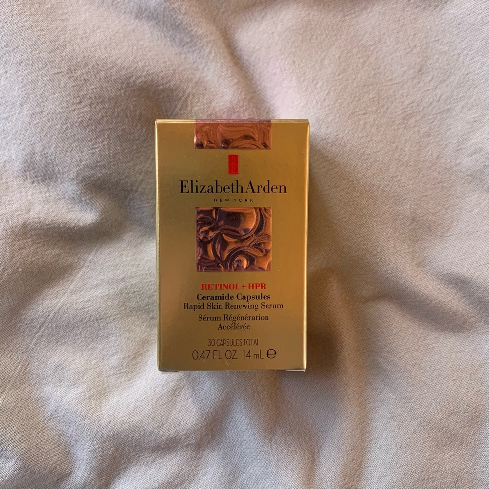Elizabeth Arden - NWT RETINOL + HPR CERAMIDE CAPSULES RAPID SKIN RENEWING SERUM